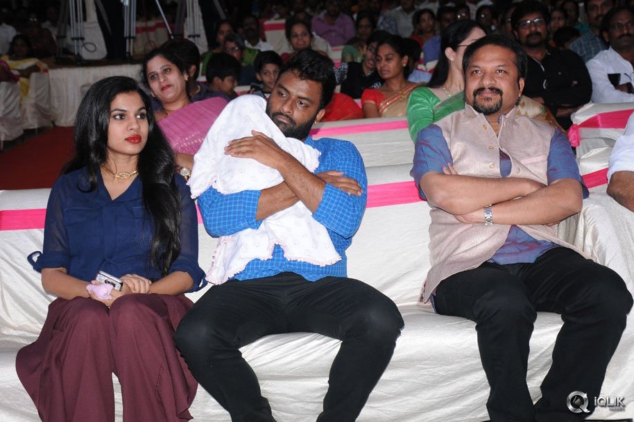 Manalo-Okadu-Movie-Audio-Function